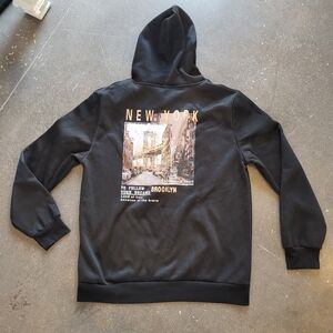 Black New York Graphic Hoodie